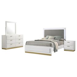 Bedroom Set/4 Pcs//Financing Available 