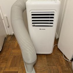 Window AC ! Brand new