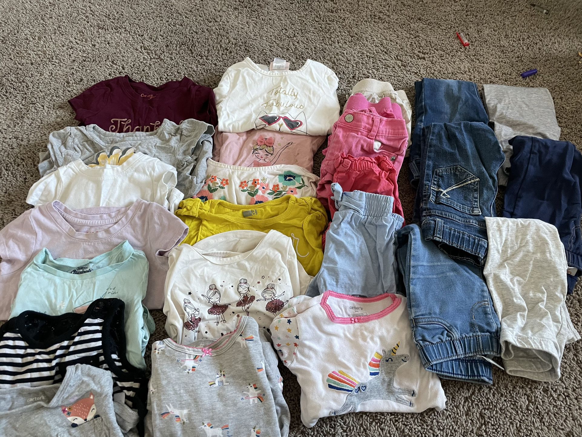 Size 3T Girls Clothes for Sale in El Centro, CA - OfferUp