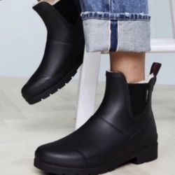 Tretorn Lara Faux Fur Lined Chelsea Rain Boots + Rubber Soles | Size 10