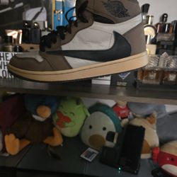 Travis Scott Jordan 1s Mocha Read Description 