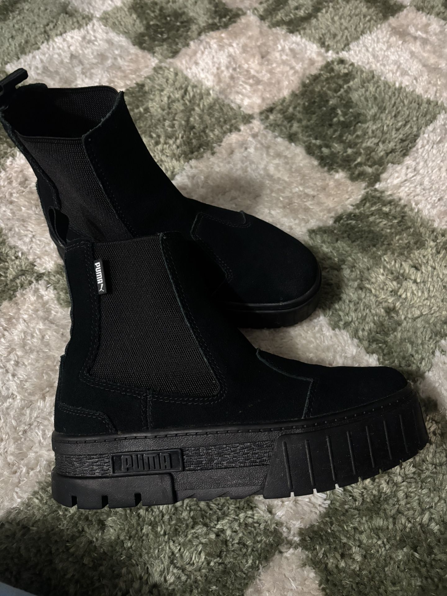 PUMA platform Chelsea Boots