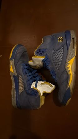 Laney Varsity royal 5s