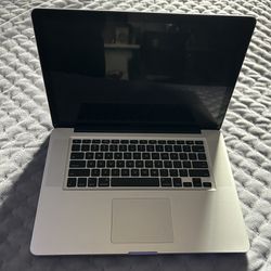 Apple MacBook Pro Retina 15-Inch Laptop