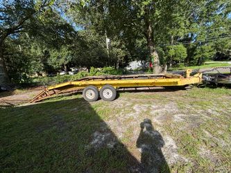25 ft deckover trailer 3500.00 obo