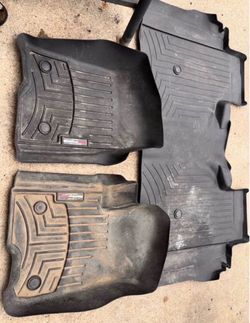 WeatherTech Floor Mats Set