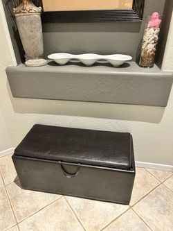Storage Chest/ Footstool