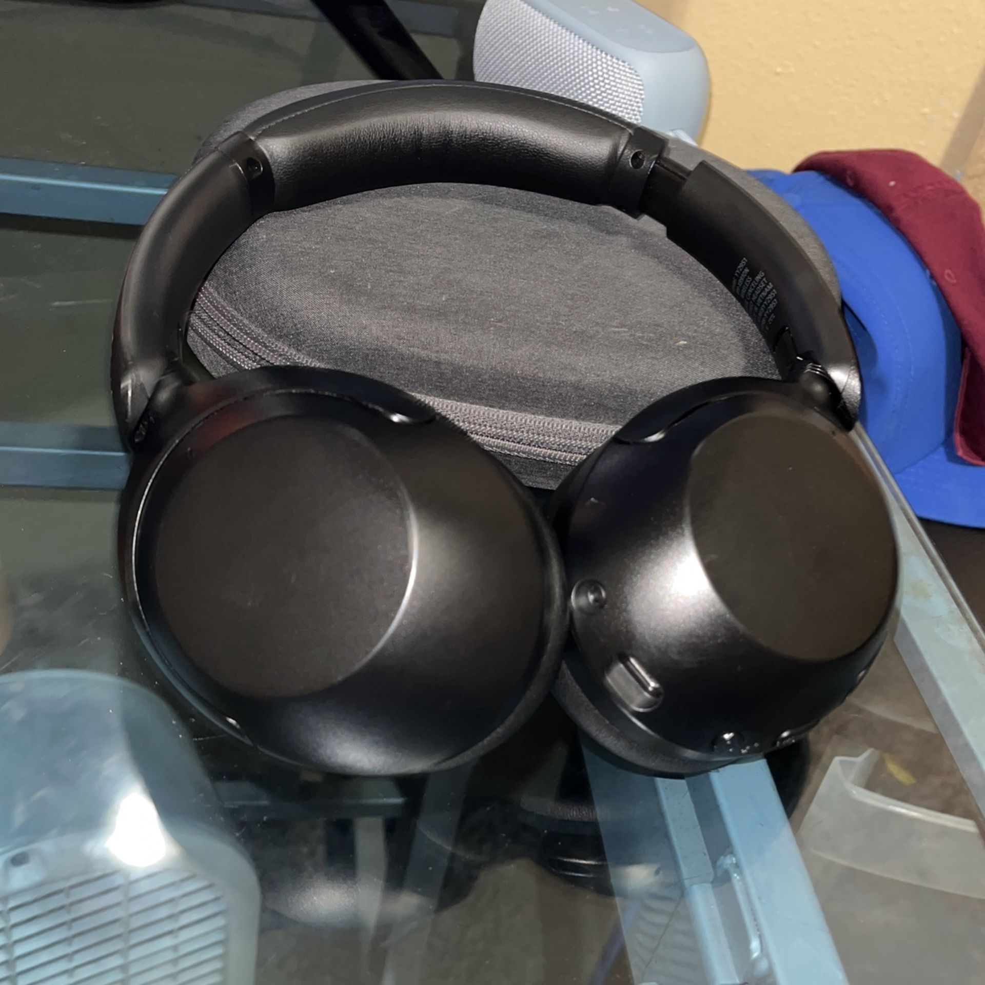 SONY XB910N Noise Cancelling