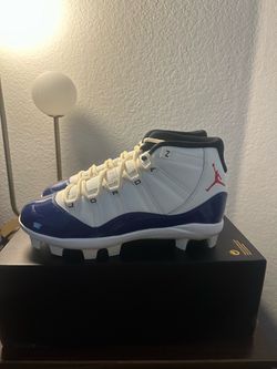 Jordan 11 Mid MCS Cleat Rare Air 9.5M