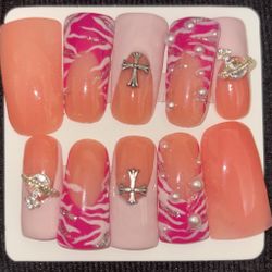 Press On Nails 