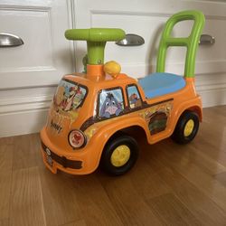 Pooh Ride on Car 