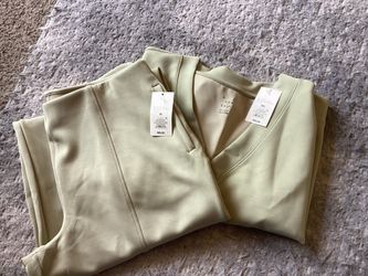 Woman’s two piece sweatsuit.