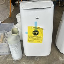 8000 BTU Portable A/C w/remote