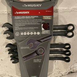 Husky wrench set