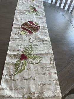 Christmas Table Runner