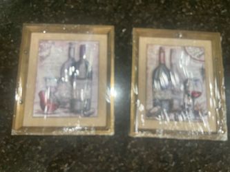 Set of 2 Framed Wine Art Prints