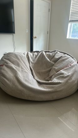 Large good quality beanbag