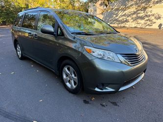 2013 Toyota Sienna