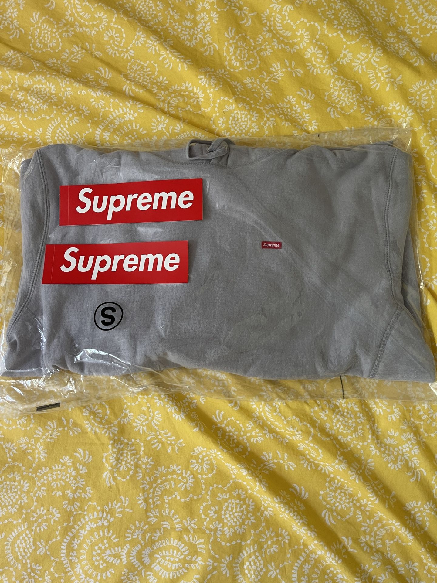Supreme Small Box Hooded Sweatshirt