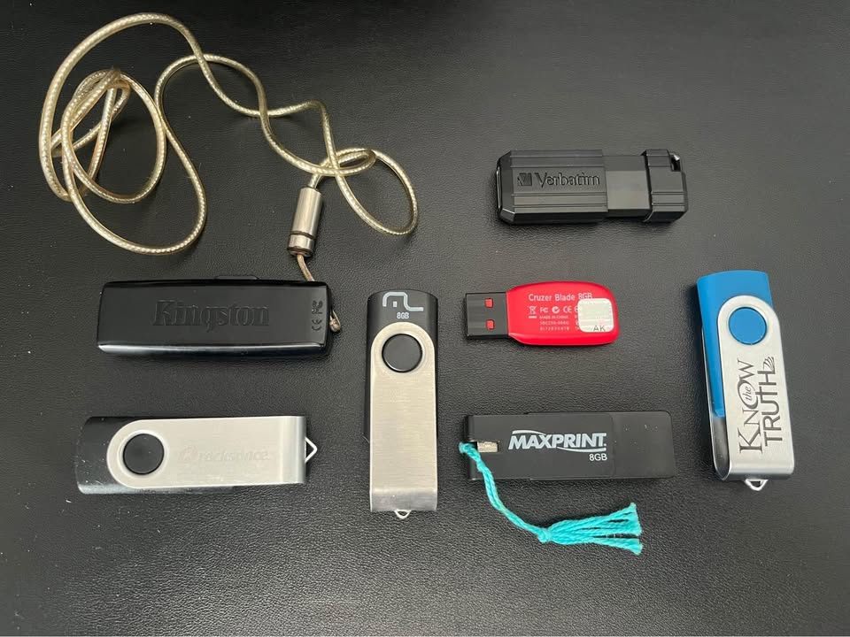 🔥Combined ~60GB USB Flash Drivers🔥