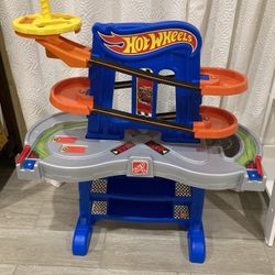 Step 2 Kids Hot Wheels Road Rally Raceway Brand New for Sale in Lake Grove NY OfferUp
