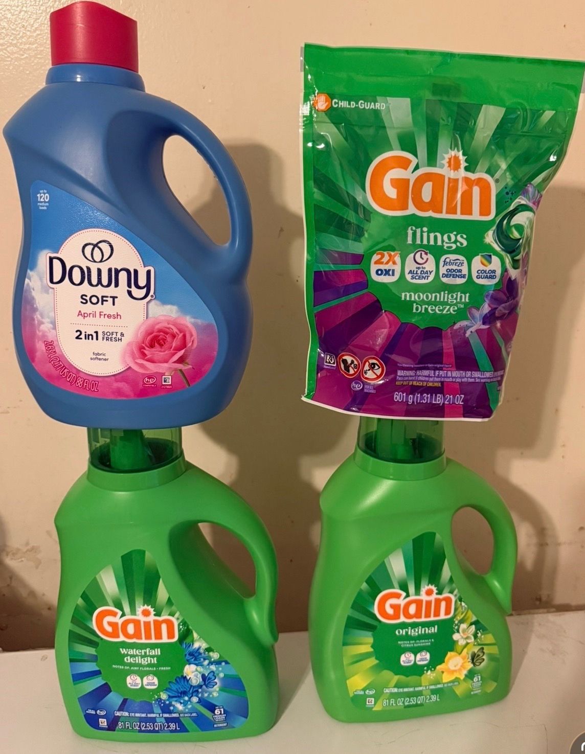 Gain laundry detergent bundle