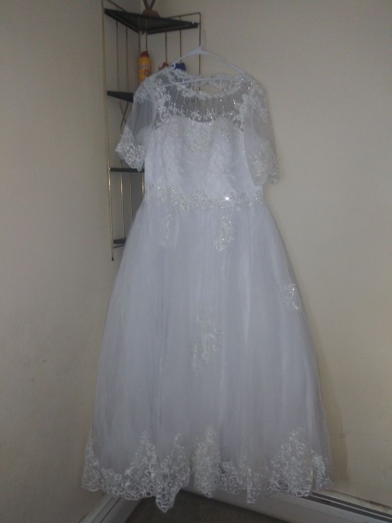 Wedding dress size 16