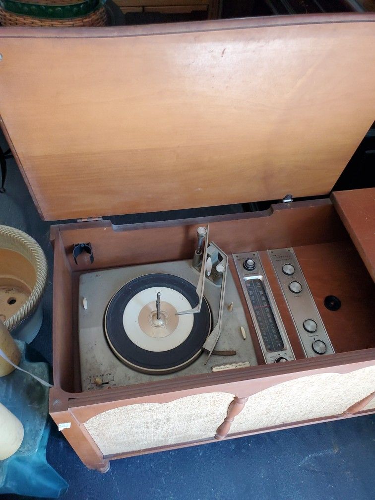 Record Player