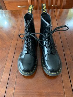 Dr. Martens (size 8)
