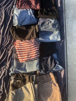 Maternity clothes fits small-medium