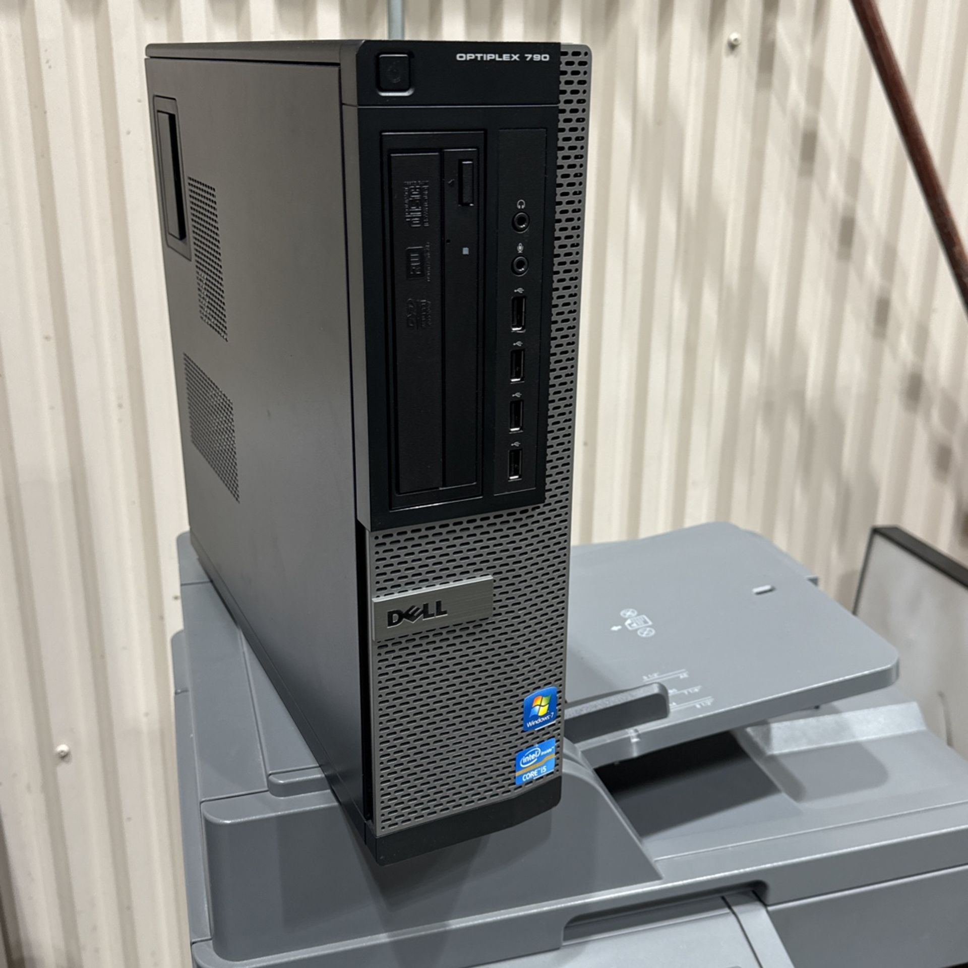 Dell Optiplex 790 Desktop Computer