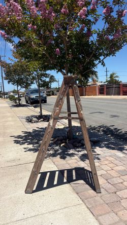 VINTAGE WOODEN FOLDING LADDER – GREAT DECOR PIECE – $35