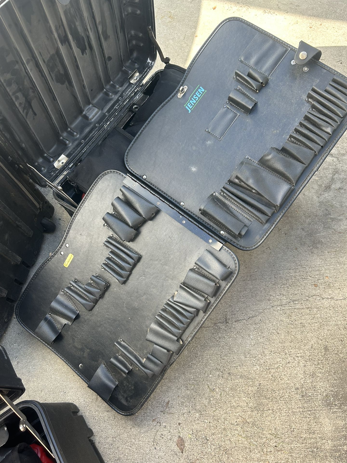 Jensen tool box