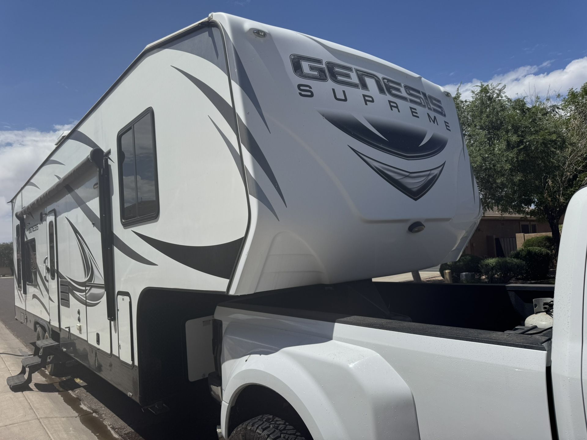2018 Genesis Supreme 33CK