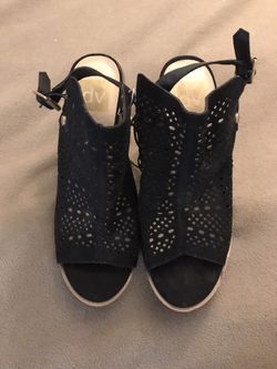 DV Dolce Vita Kassi Black Suede Slingback Peep Toe Block Heel Sandal Size 6