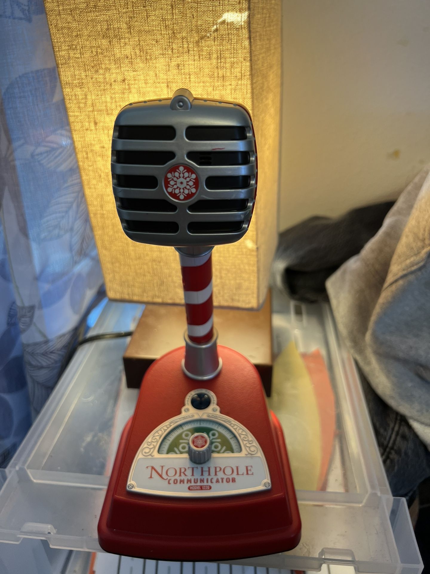 Hallmark North Pole Communicator 1226 Microphone With The Green Cartridge