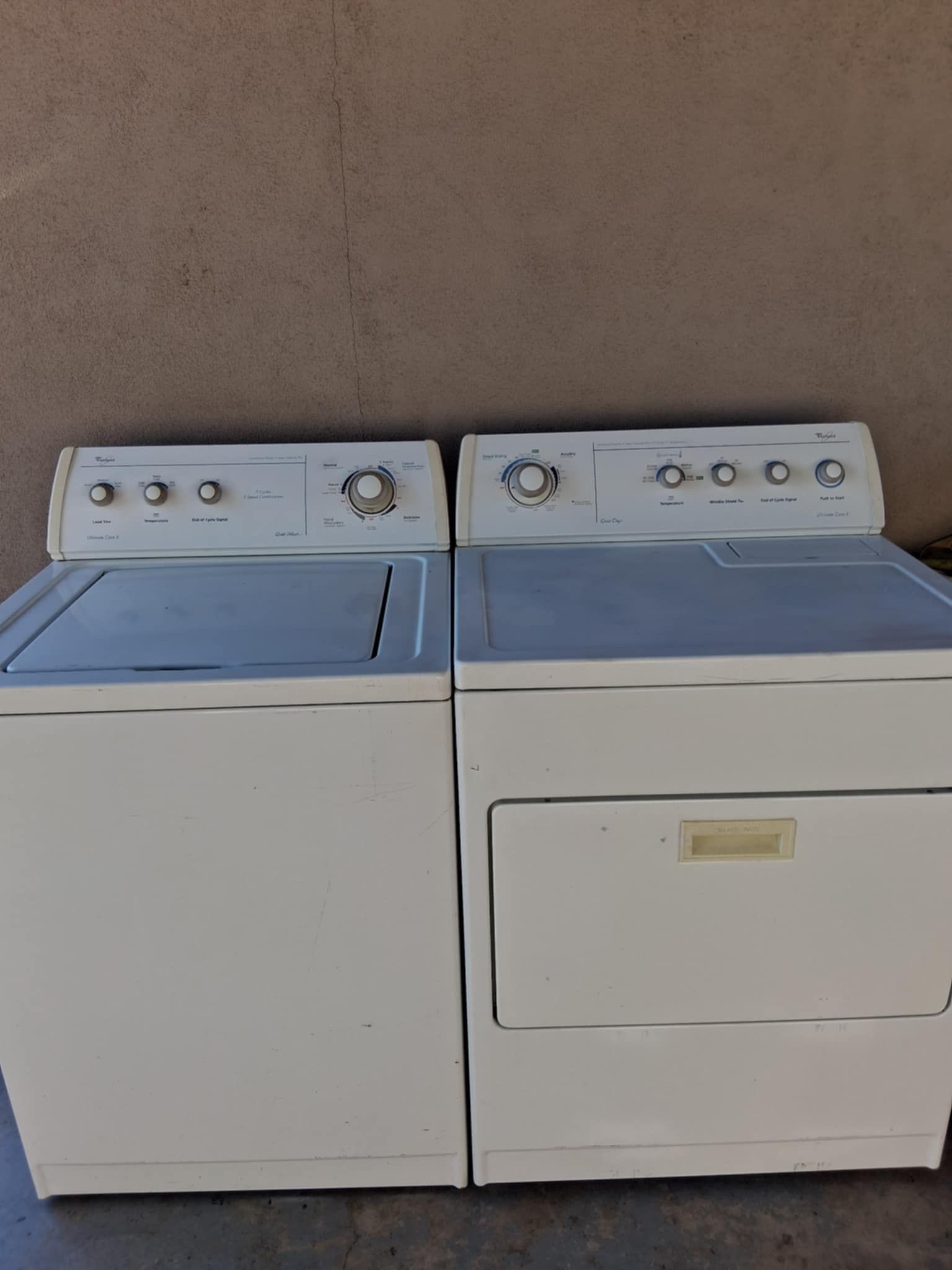 Whirlpool washer and dryer set