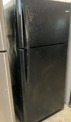 Frigidaire Top Mount Black Refrigerator Fridge

