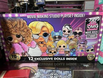 LOL MOVIE MAKING STUDIO PLAYSET INSIDE!