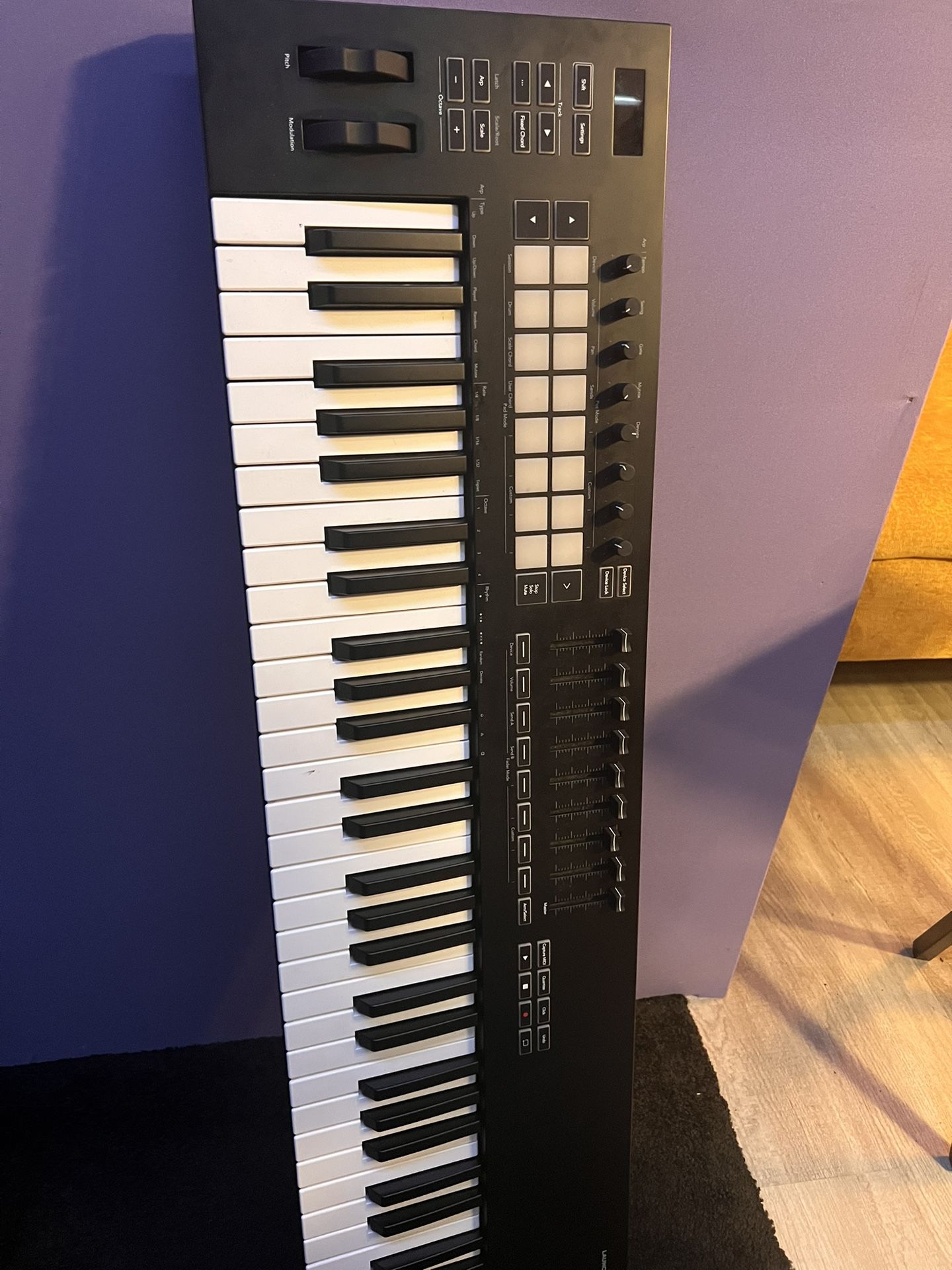 Novation Launchkey 61 Key Mk3