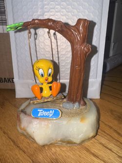 Signed Ron Lee Tweety On Swing Figurine 