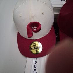 59fufty Hat Phillies Hat Forr Sale Beige N Red Brand New, Size 7fitted.