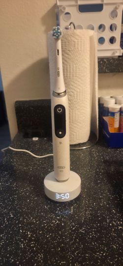 Oral B Series 10 toothbrush