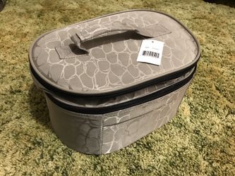 Travel Makeup Bag, Accessories Bag, Extendable, Brand New