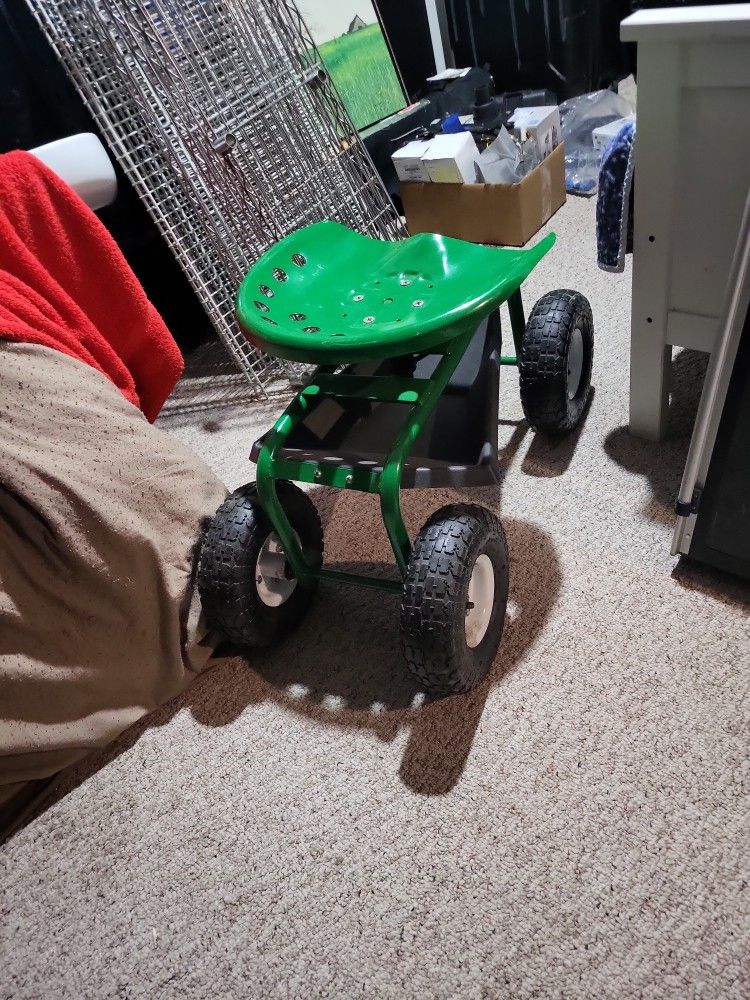Outdoor Rolling Cart/Seat
