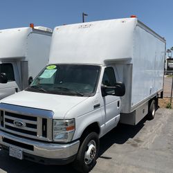 2016 Ford E450 Super Duty V10 
