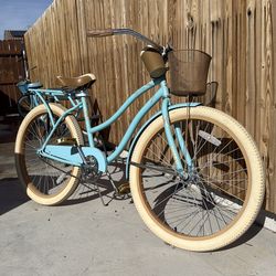 Huffy women’s beach cruiser