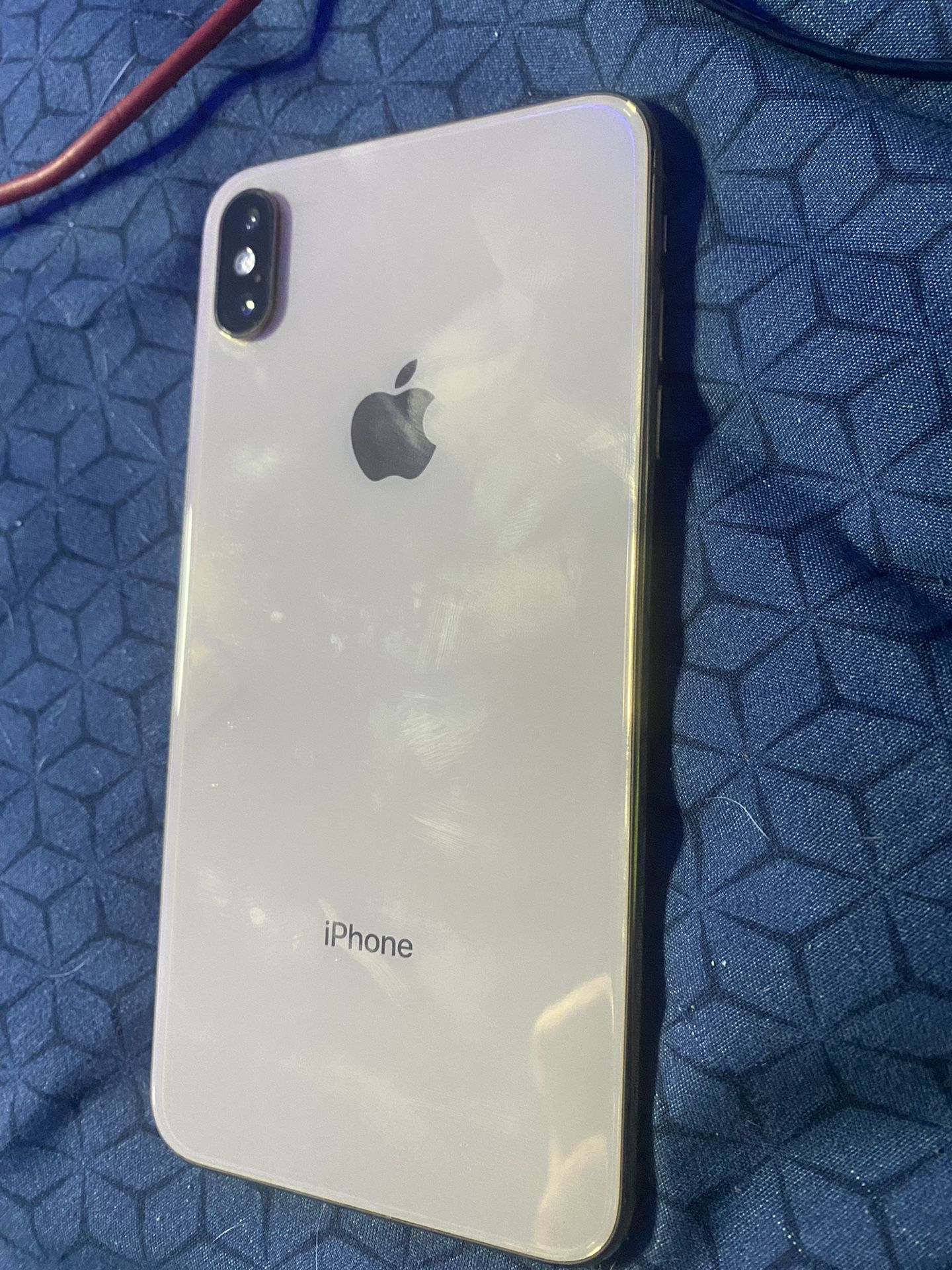 iPhones ( DONT WORK) ( Price Listed Is For All Three)