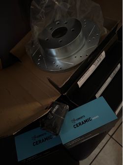 G35/37 R1 Concepts Drilled & Slotted Ceramic Rotors and Break pads