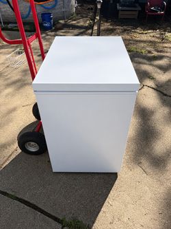 Deep freezer